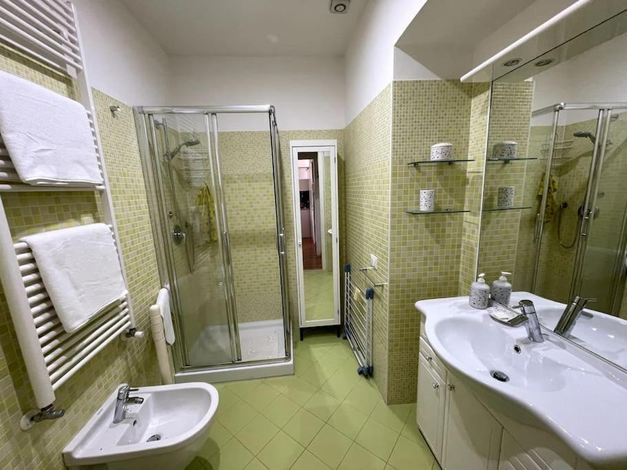 Via Milano Apartment Trieste Exterior photo