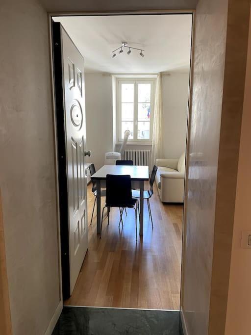 Via Milano Apartment Trieste Exterior photo
